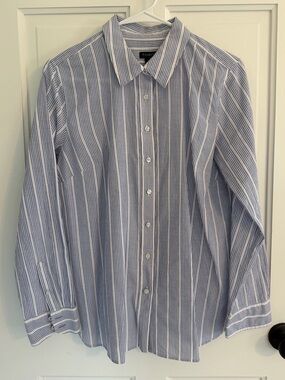 Talbots Blue White Striped 100% Cotton Button Front Shirt Women’s Medium